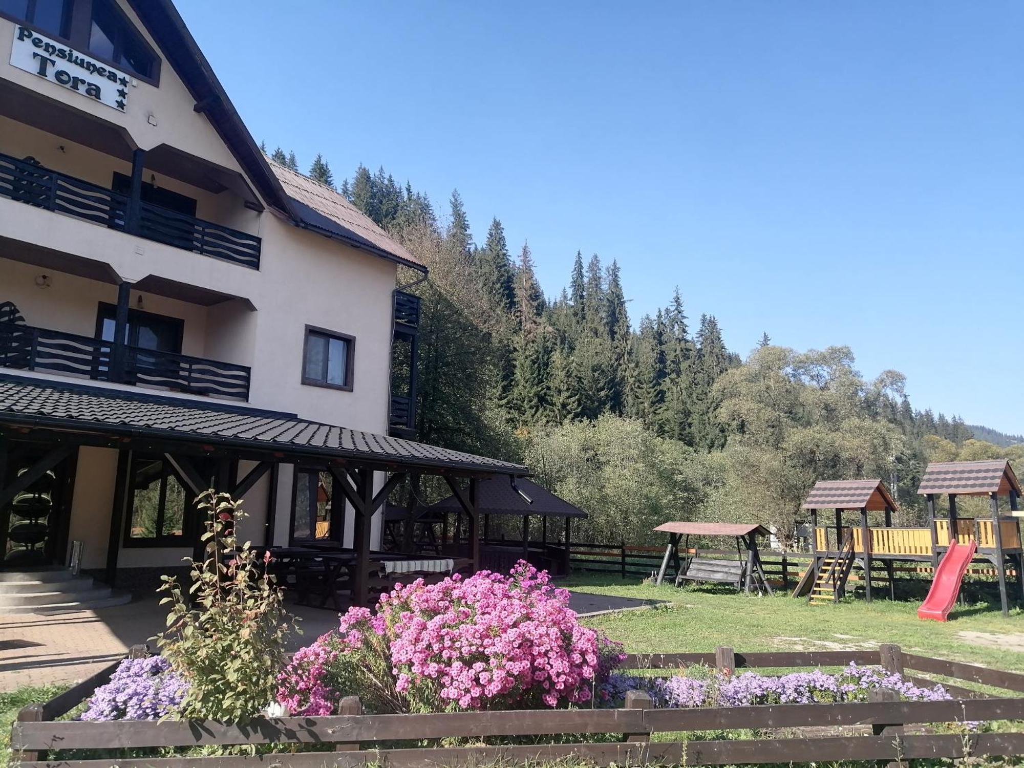 Pensiunea Tora Vatra Dornei Bagian luar foto